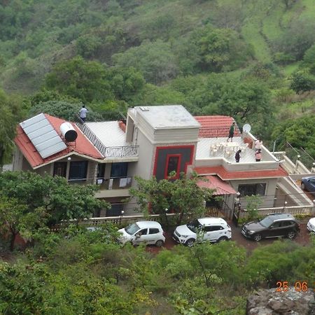 פנצ'גאני Malhar Bungalow מראה חיצוני תמונה