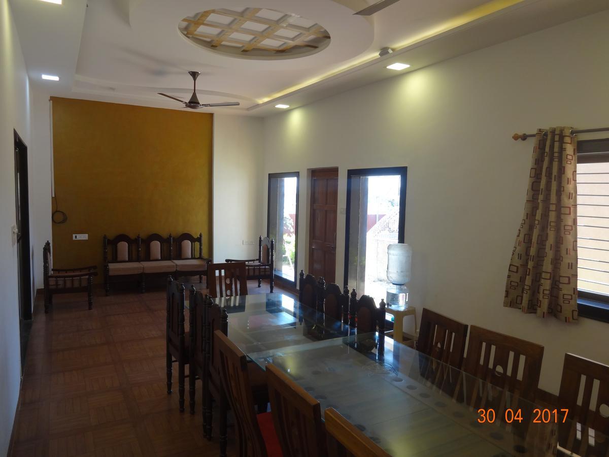 פנצ'גאני Malhar Bungalow מראה חיצוני תמונה