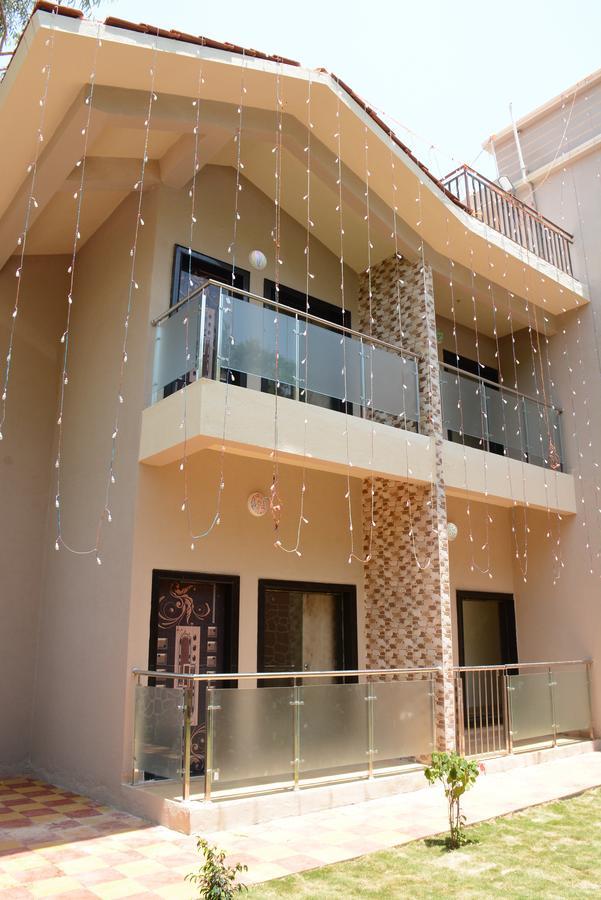 פנצ'גאני Malhar Bungalow מראה חיצוני תמונה