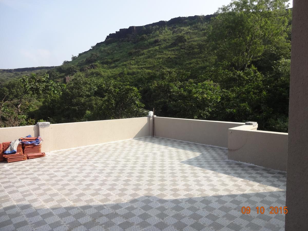 פנצ'גאני Malhar Bungalow מראה חיצוני תמונה