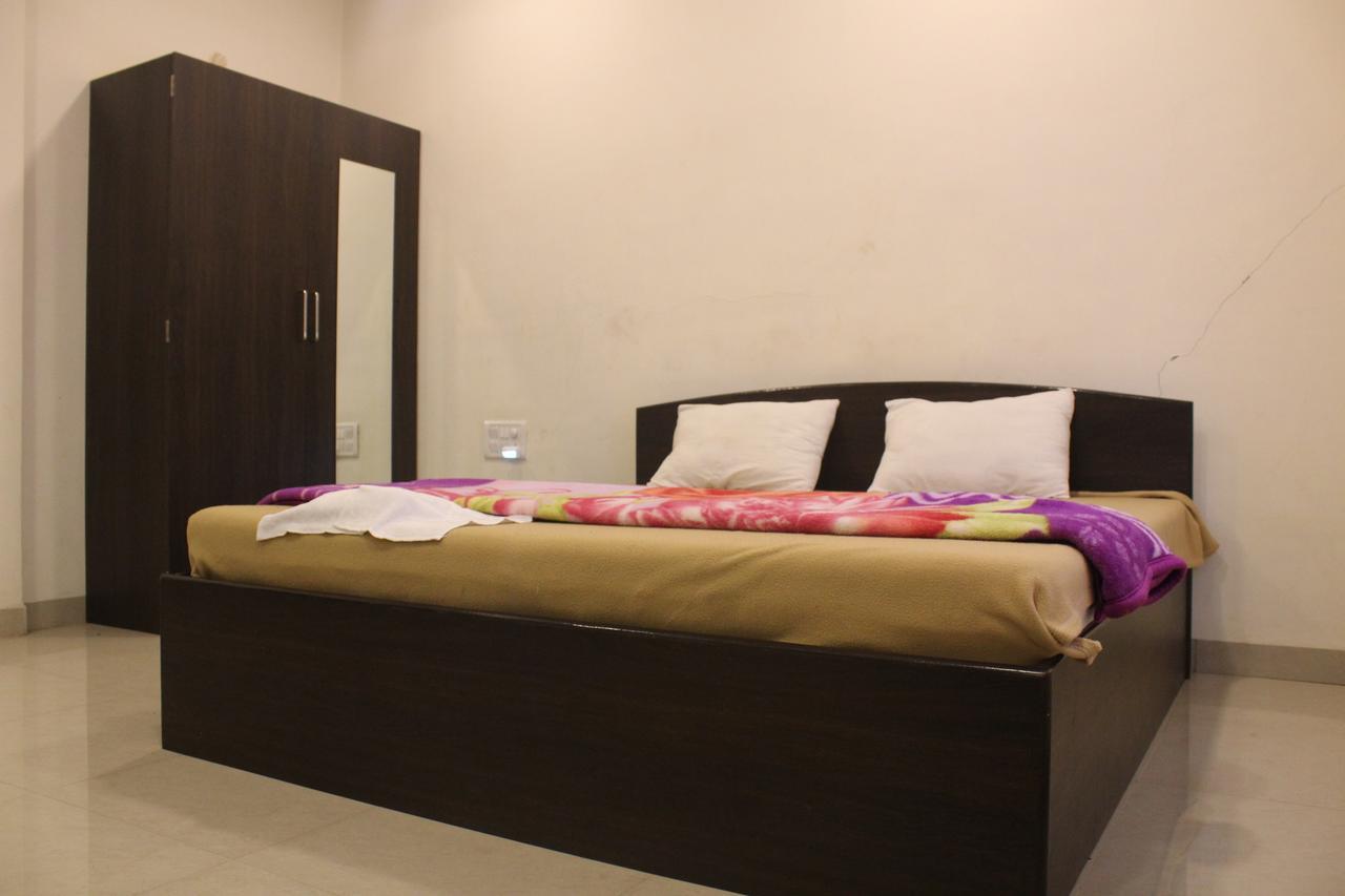 פנצ'גאני Malhar Bungalow מראה חיצוני תמונה