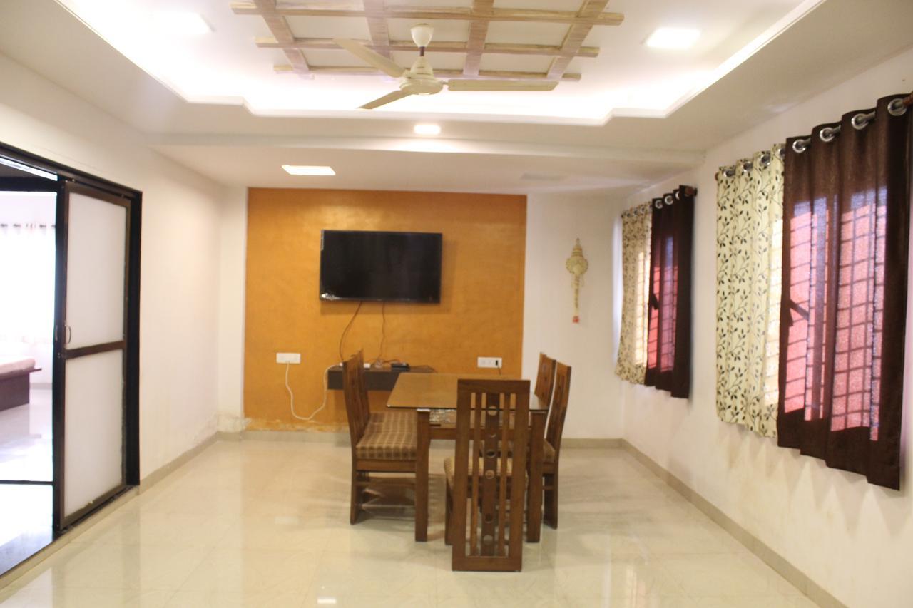 פנצ'גאני Malhar Bungalow מראה חיצוני תמונה