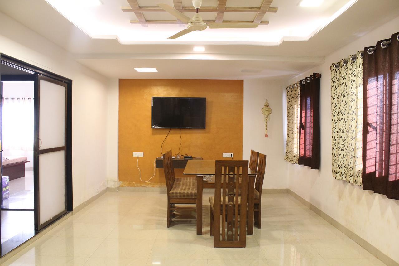 פנצ'גאני Malhar Bungalow מראה חיצוני תמונה